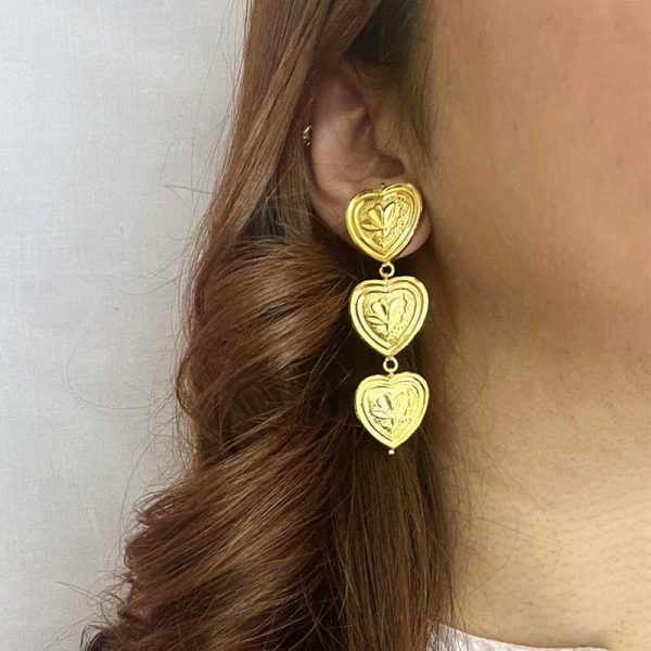 DIL earrings gallery